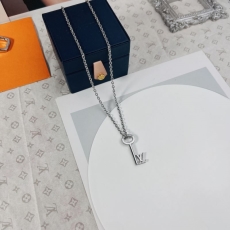 Louis Vuitton Necklaces